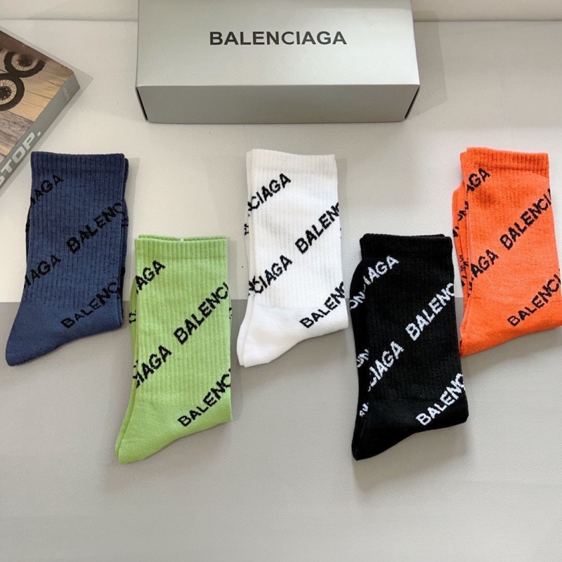 BALENCIAGA